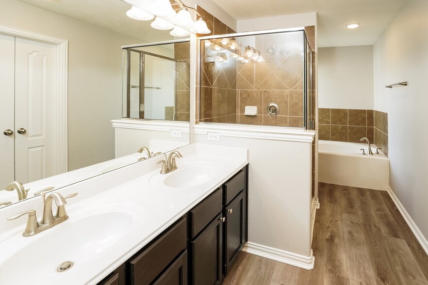 Building Photo - 5109 Caldera Ct