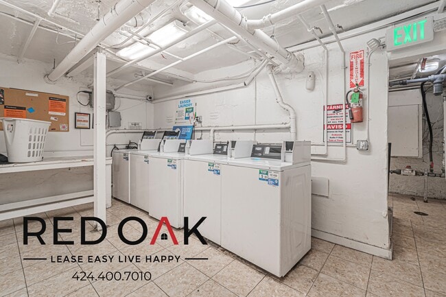 Building Photo - 1518 S Wilton Pl