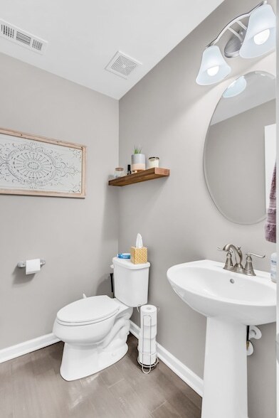 Building Photo - 6930 Wellsford Ln