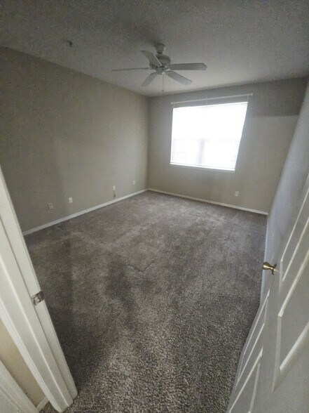 Building Photo - 3281 Soho St