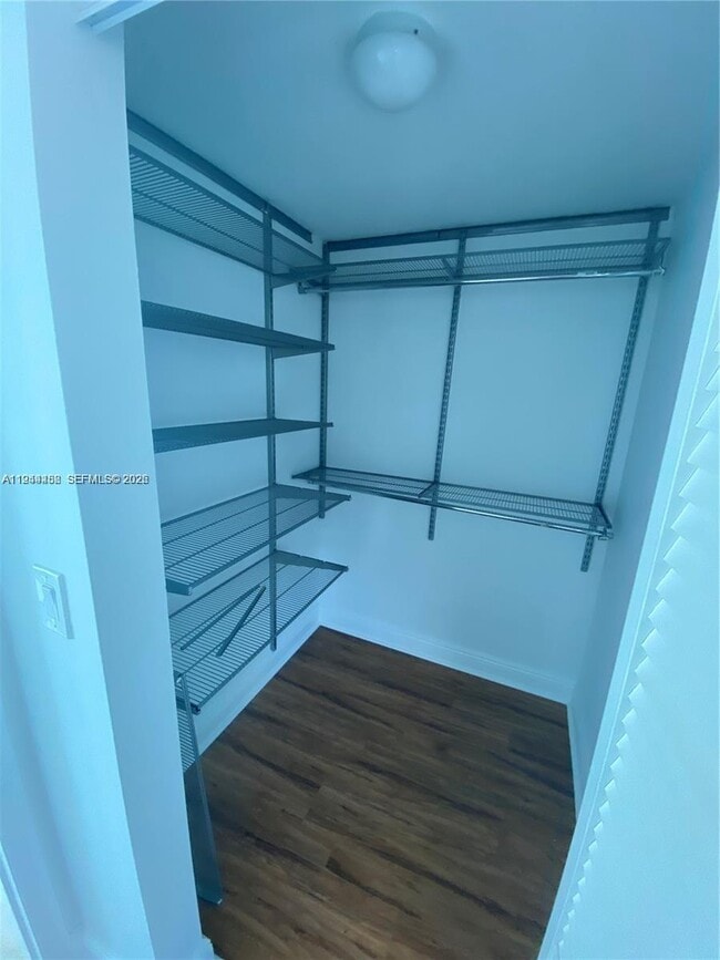 Building Photo - 333 NE 24th St