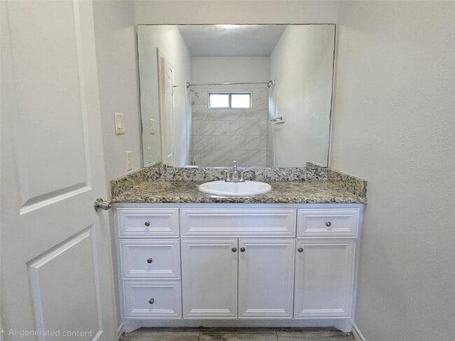 Building Photo - 4410 Larkspur St