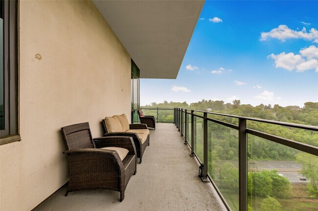 Building Photo - 701 Ridge Hill Boulevard