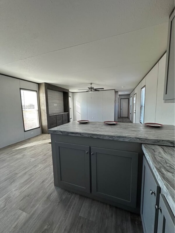 Building Photo - 10301 SE 29th St