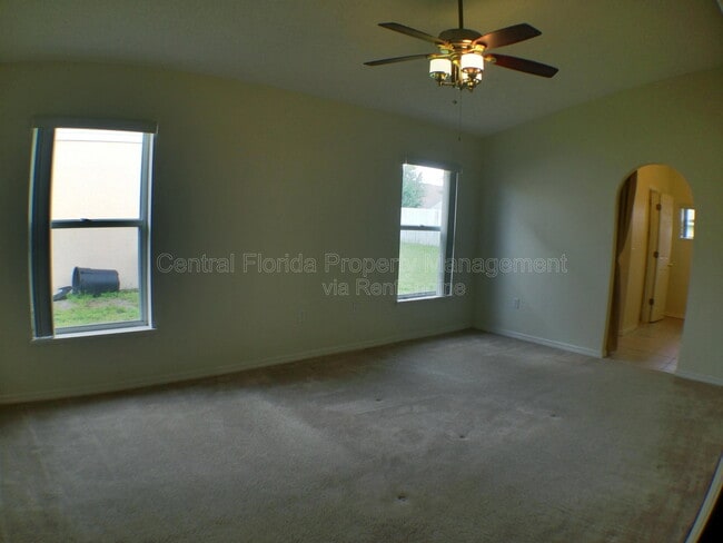 Building Photo - 3842 Stonefield Dr