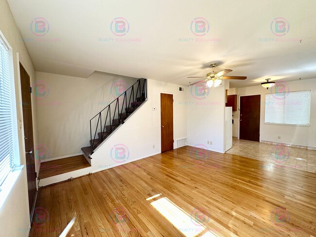 Building Photo - Delightful One-Bedroom + Office Near Idlew...