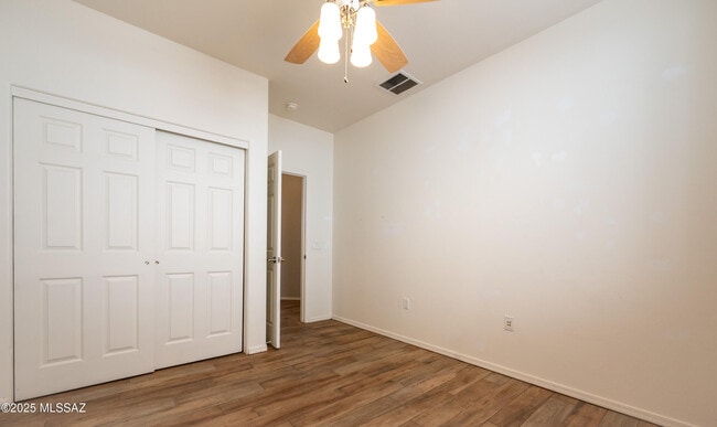 Building Photo - 27 W Camino Rancho Quito