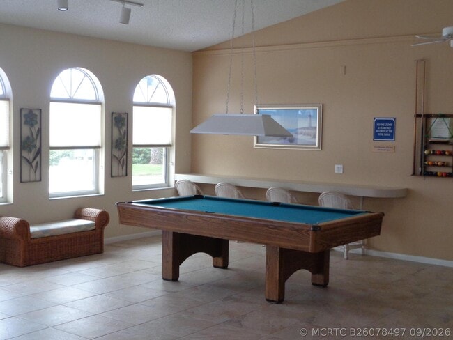 Building Photo - 2516 SE Anchorage Cove