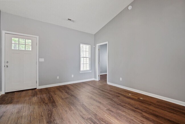Building Photo - 3 Bedroom single family home in Raleigh