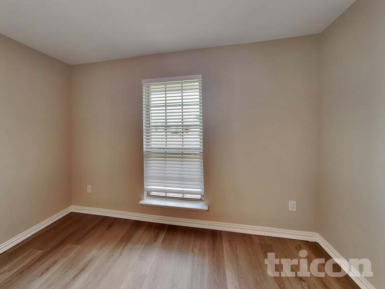 Building Photo - 9100 St Barts Rd