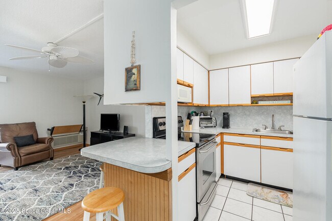 Building Photo - 2625 S Atlantic Ave