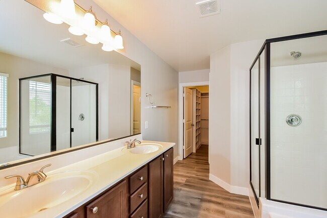 Building Photo - 10280 Gibson Isle Dr