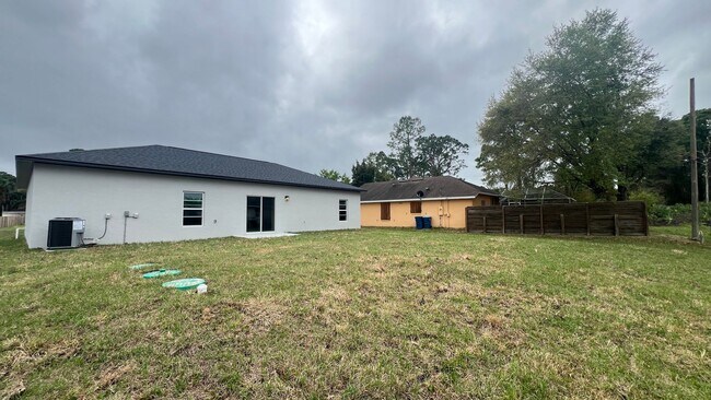 Building Photo - GORGEOUS Bedroom, 2 Bathroom Home in Palm Bay!!