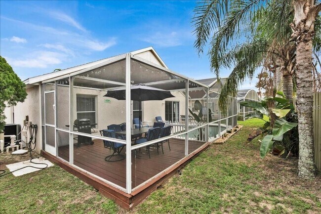 Building Photo - Davenport Home