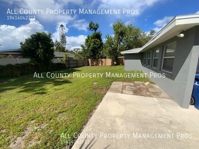 Building Photo - 5425 San Jose Dr