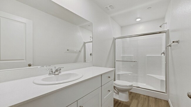 Building Photo - Gorgeous 3 bedroom townhome with attached ...