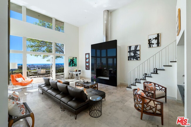 Building Photo - 1436 Summitridge Dr