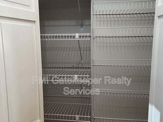 Building Photo - 9834 Chimney Sweep Ln