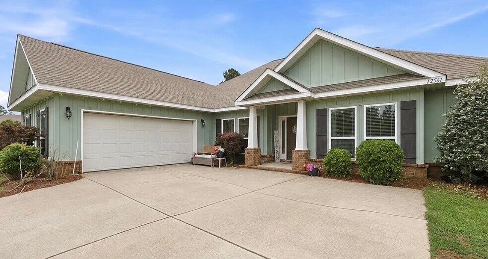 Building Photo - 12561 Waxwing Ave