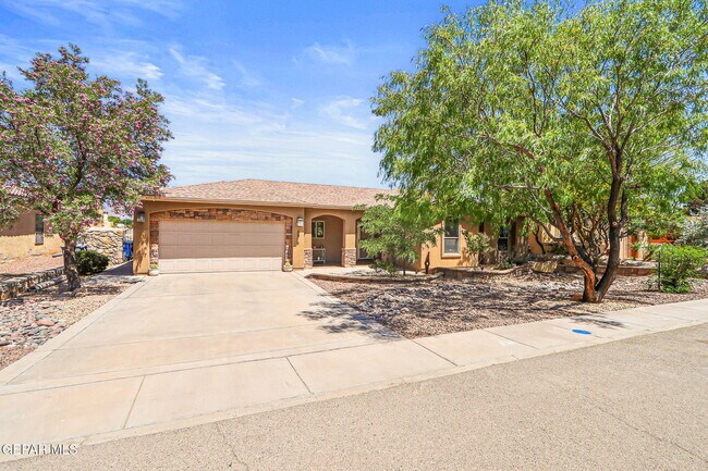 Building Photo - 5936 Anapaula Dr