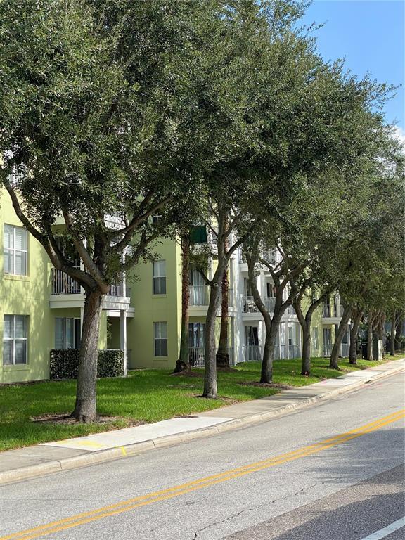 Building Photo - 1501 Doyle Carlton Dr