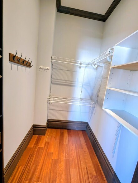 Building Photo - 1418 67th St