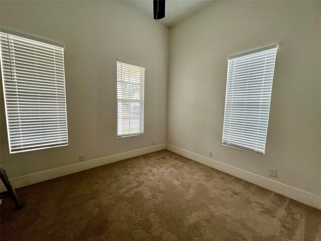 Building Photo - 282 11th St