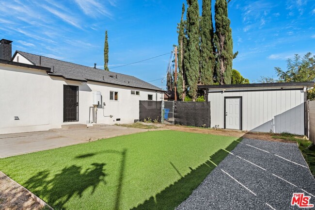 Building Photo - 20850 Chase St