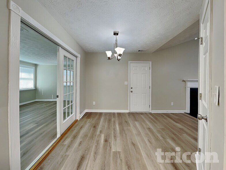 Building Photo - 1507 Upchurch Rd