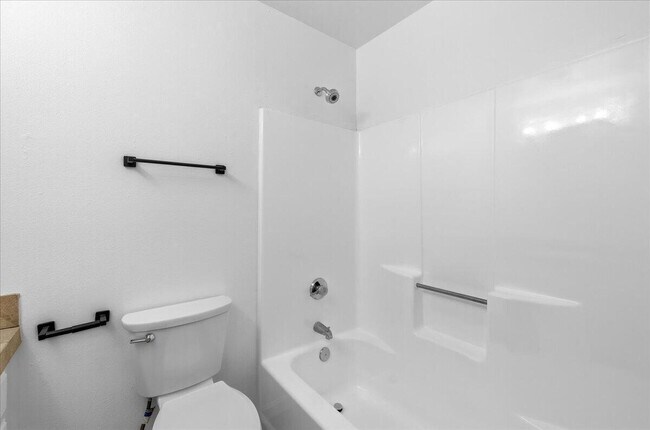 Building Photo - 31601 Avenida Maravilla