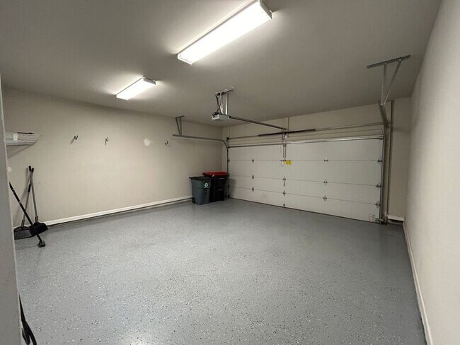 Building Photo - 951 Opelousas Way