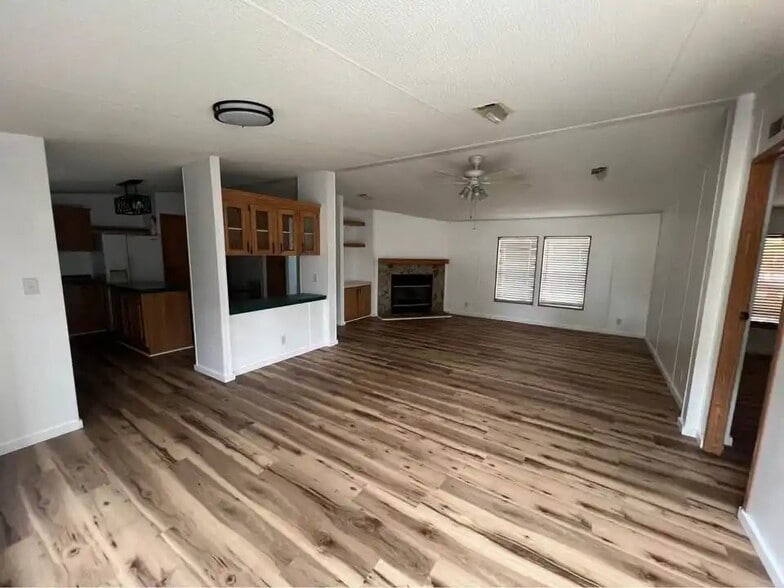 Building Photo - 239 Sweet Gum St