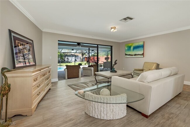 Building Photo - 13810 McGregor Blvd