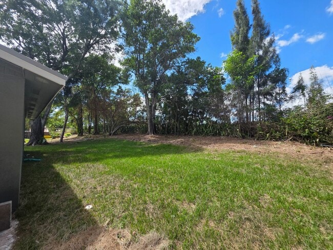 Building Photo - 100% Remodeled 2 bedroom 1.5 bath ANNUAL RENTAL