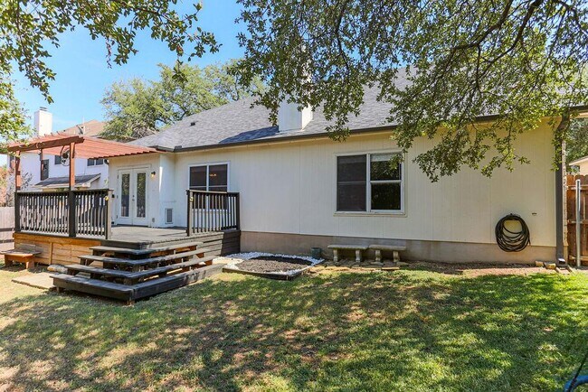 Building Photo - 1611 Abbey Ln