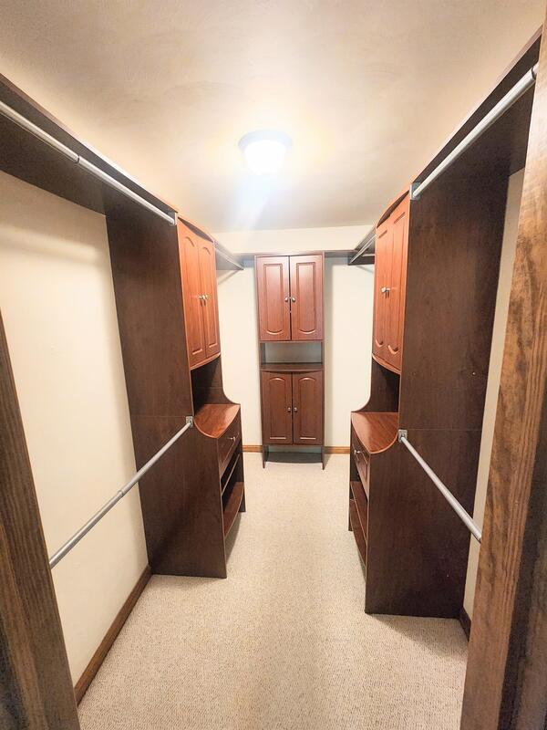 Building Photo - 720 Aguila Dr