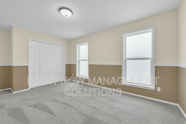 Building Photo - 8054 Ustick Rd