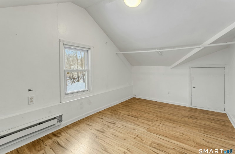 Building Photo - 18 Grandview Ave