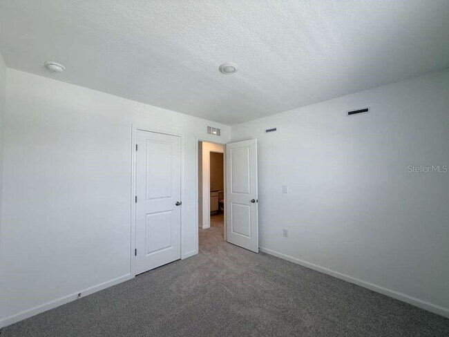 Building Photo - 3628 Spire Dr