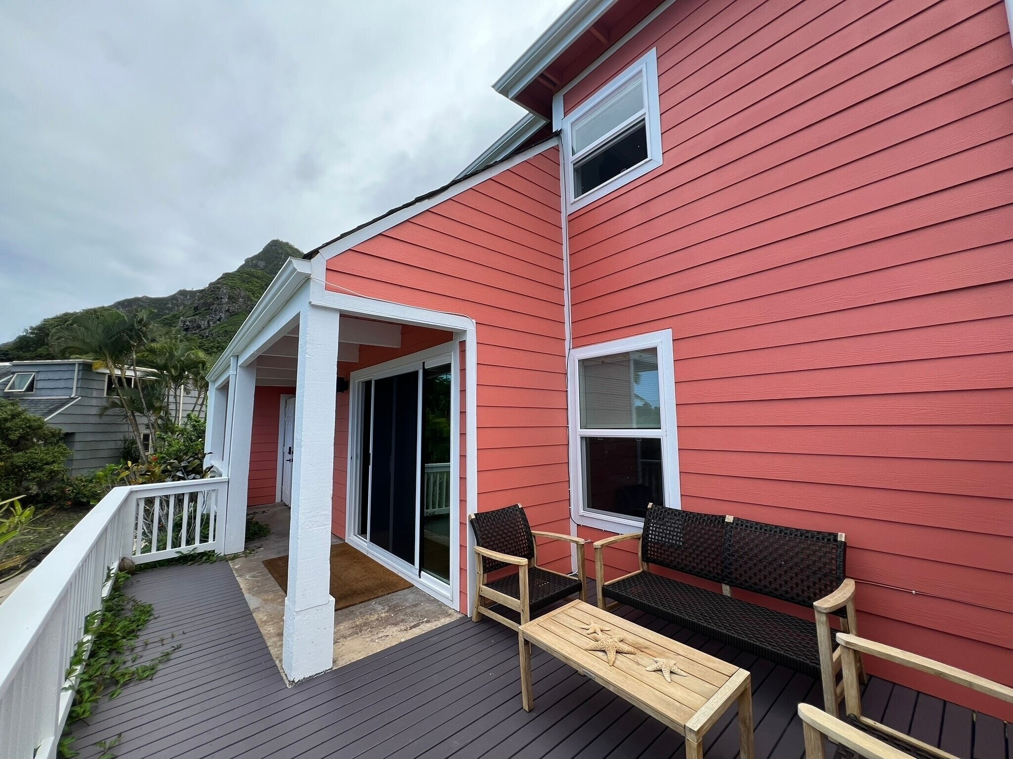 Building Photo - 51-171-171 Ka?a?awa Park Ln