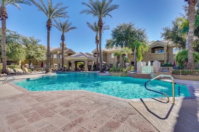 Building Photo - 5335 E Shea Blvd