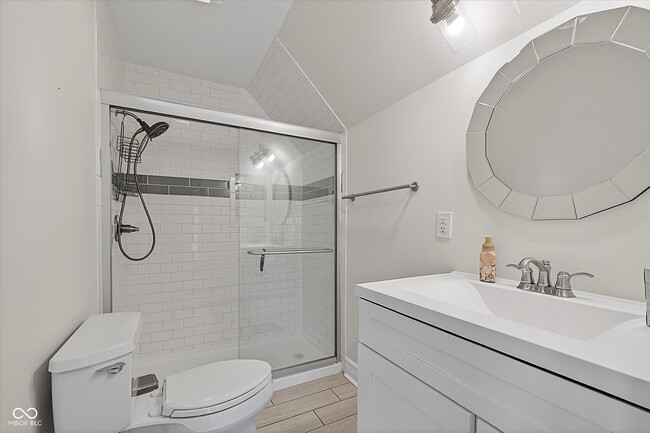 Building Photo - 916 Dawson St