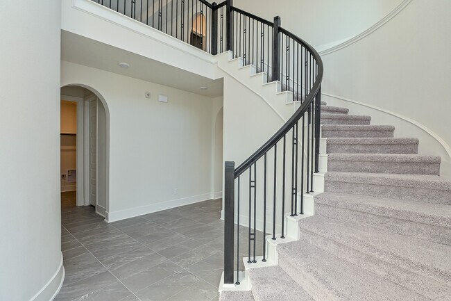 Building Photo - 7207 Winterberry Gln Ln