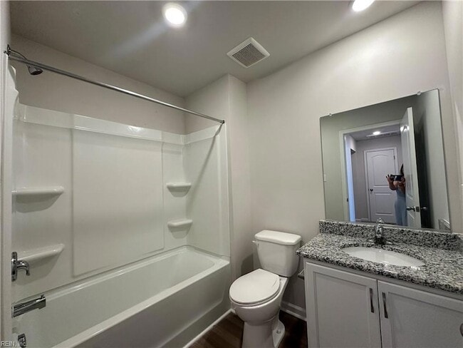 Building Photo - 1521 Auckland Ct