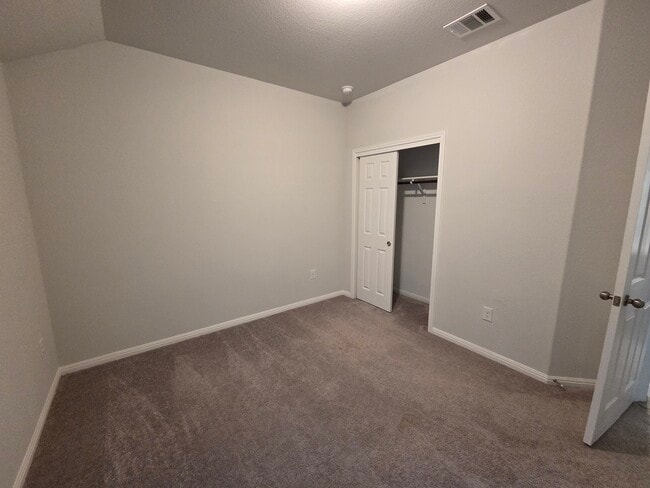 Building Photo - 129 Walkup Ln