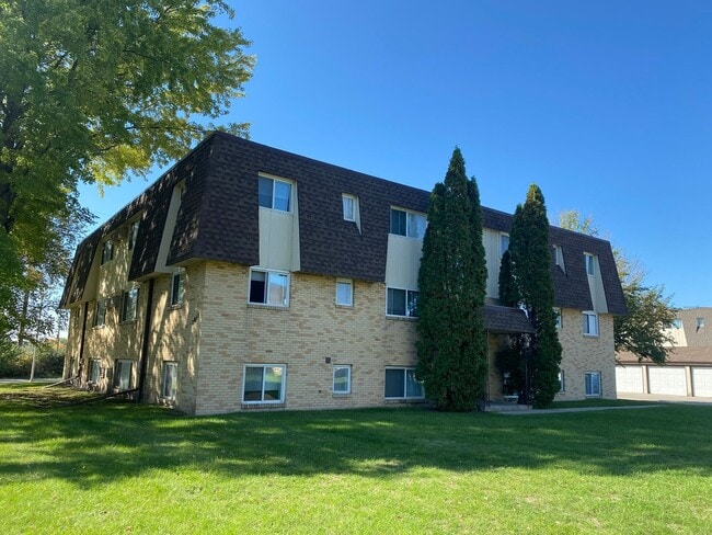 Building Photo - Copper Point Apartments