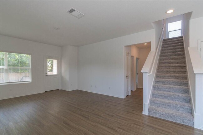Building Photo - 3101 Windy Vane Dr