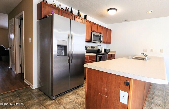 Building Photo - 108 Creeker Town Way