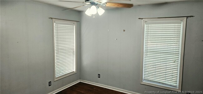 Building Photo - 557 N Parker Church Rd
