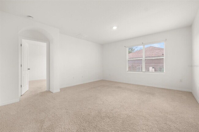 Building Photo - 318 Montgomery Ct